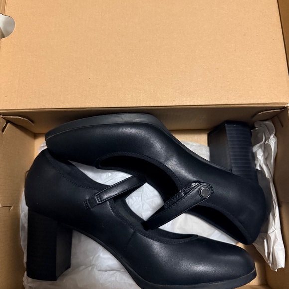 Mary Jane leather shoes - Picture 1 of 4